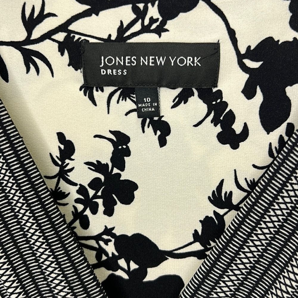 Jones New York Ivory & Black Ruched V-Neck Sleeveless Floral Midi Dress Size 10 - Picture 5 of 6